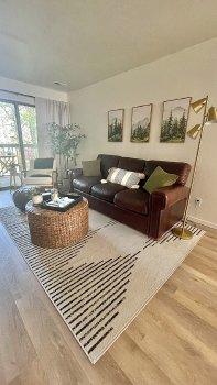 10819 Northeast 37th Place Apt 223, Bellevue,  98004