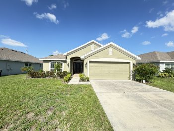 1500 Grey Eagle Lane , Winter Haven,  33881