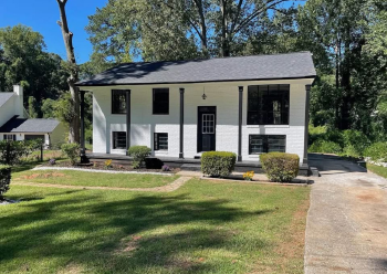 8421 Stonewall Jackson Dr , Jonesboro,  30238