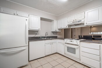 2135 Knighton Drive , College Park,  30349