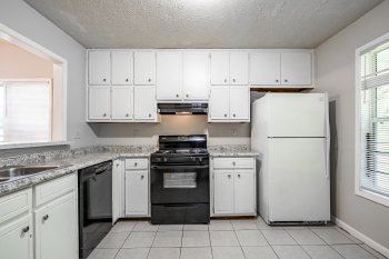 5745 Williamsburg Trce , Atlanta,  30349-6181