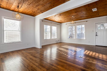 Image for 2003 Newning Ave