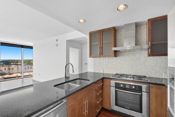 Image for 300 Bowie St Apt 904