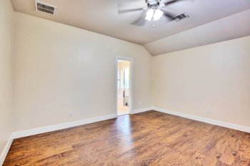 Image for 356 Housefinch Loop