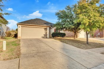 356 Housefinch Loop , Leander,  78641