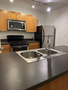 2401 E 6th St Apt 6098, Austin,  78702
