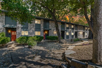 1304 Mariposa Dr Apt 156, Austin,  78704