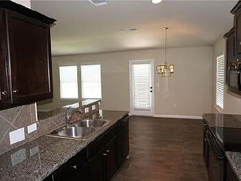 113 Leon River Loop , Hutto,  78634