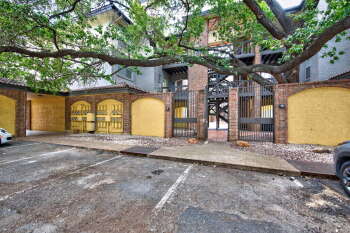 806 W 24th St apt 217 , Austin,  78705