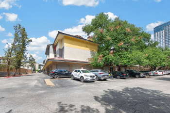 Image for 806 W 24th St apt 217