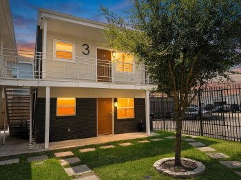 1824 Thonig Road Unit 14 , Houston,  77055