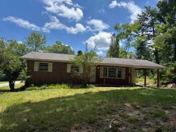 707 Rhodes Park Dr , Hendersonville,  28791