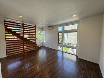 1242 N Morgan St , Portland,  97217