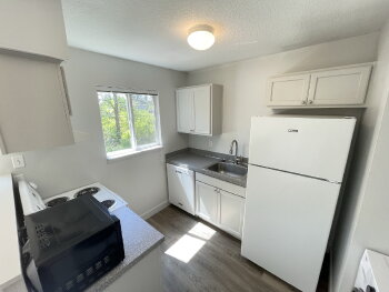 4800 SE Boardman Ave Apt 4 , Milwaukie,  97267-5940