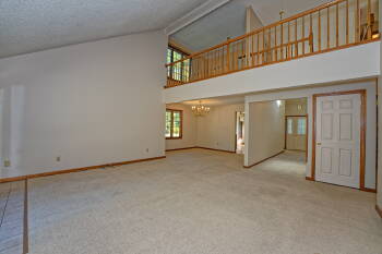 23 Standish Dr , Bethlehem,  12077