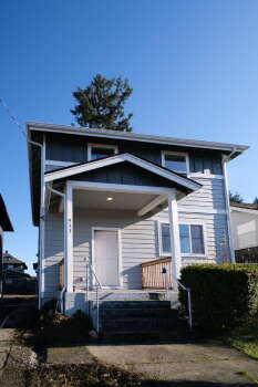 933 South Sprague Avenue , Tacoma,  98405