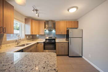 950 Saint Charles Avenue Northeast Apt 10, Atlanta,  30306