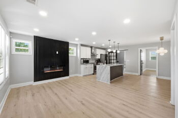 562 Gary Rd NW , Atlanta,  30318