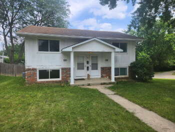 1010 Linden Dr , Norwalk,  50211-1411