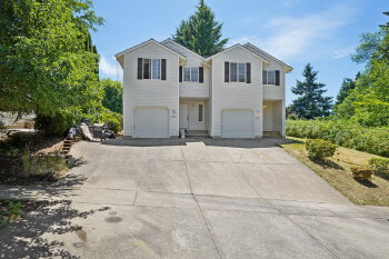 2110 Baines Blvd , Hubbard,  97032