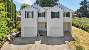 2118 Baines Blvd , Hubbard,  97032