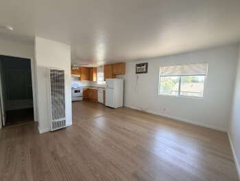 111 North Walnut Avenue unit 10 , Manteca,  95337