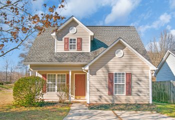 6550 Lynmont Drive , Charlotte,  28212