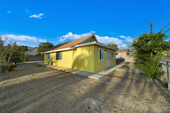 359 East 1st Street , San Jacinto,  92583