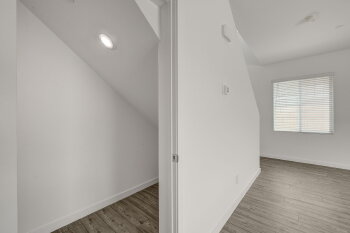 561 Preston Crest Street , Henderson,  89011