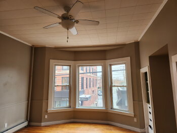 83 1/2 W Pearl St Apt 1, Nashua,  3060