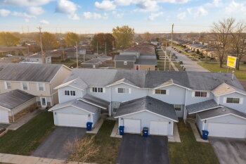2605 East Martha Place , Burnham,  60633