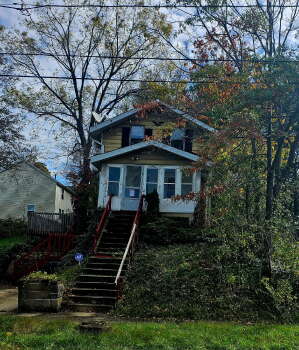 571 Bertha Ave , Akron,  44306
