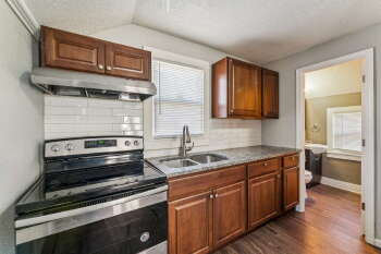 209 Ming St Apt B , Warrensburg,  64093