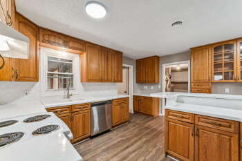 3014 S 21st Ct , Kansas City,  66106