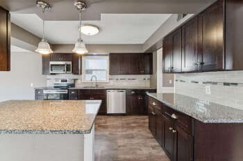 47 E 106th St , Kansas City,  64114