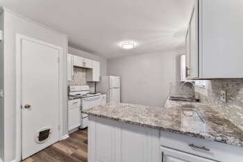 6546 Metcalf Ave , Overland Park,  66202