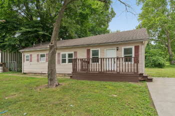 7036 Willow Ave , Raytown,  64133