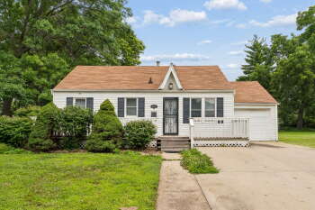 9008 E 66th St , Raytown,  64133