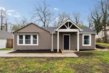 217 West 83rd Terrace , Kansas City,  64114