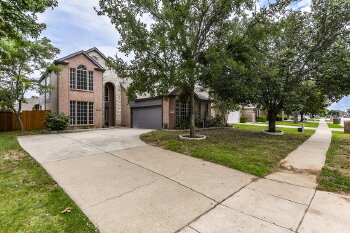 6721 Hayling Way , Denton,  76210