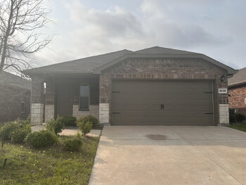 2530 Russell Street , Crandall,  75114