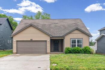 204 King Road , Clarksville,  37042