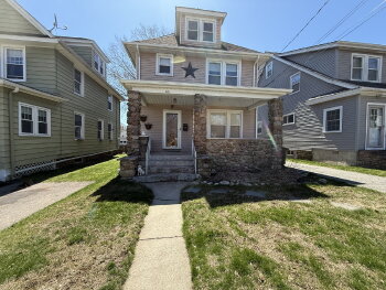 86 School St , New London,  06320