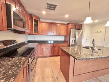 461 Bank Street Unit 806, New London,  06320