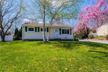 36 Whittle St Bed 3, Mystic,  6355