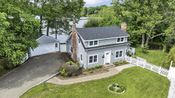 51 Lake Avenue , Niantic,  06357