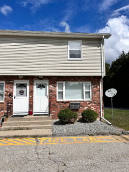 98 Canterbury Road #F, Plainfield,  06374