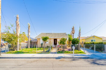 7221 Olive Street , Highland,  92346