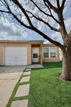 7921 M G Road , San Antonio,  78251