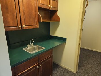 1066 Summit Drive , Middletown,  45042